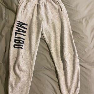 BRANDY MELVILLE SWEATPANTS